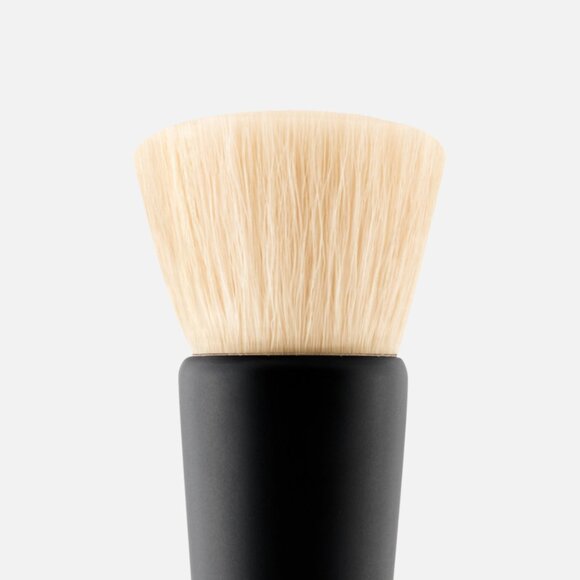 NIB ✅Westman Atelier Blender Brush ✨ NIB - Picture 3 of 11